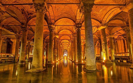 Versunkener Palast